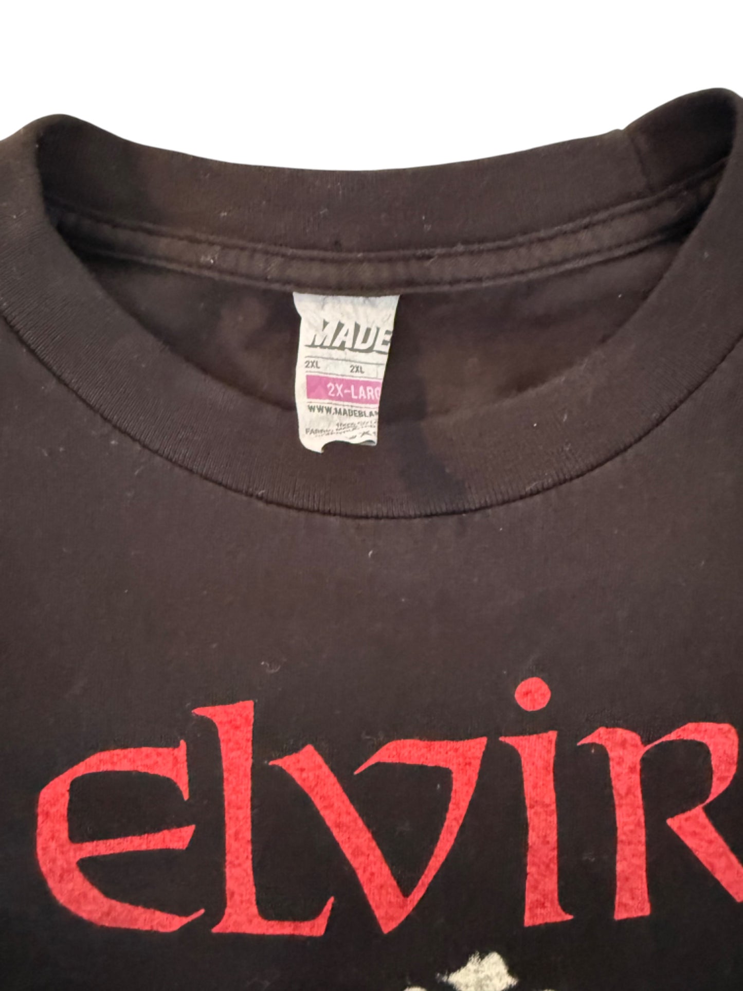 Elvira Mistress of the Dark Graphic Tee – Horror Icon Revival