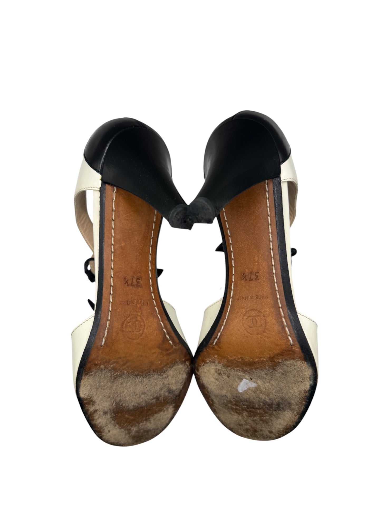 2003 Chanel T-strap Pumps